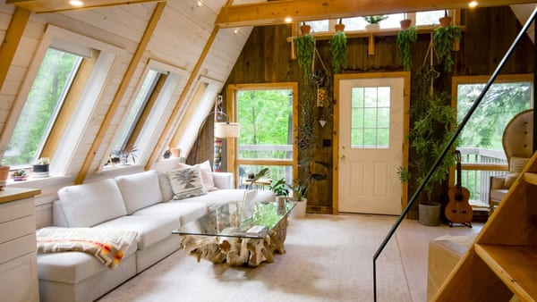 Have You Considered Using Self-Storage as an Airbnb or VRBO Host?
