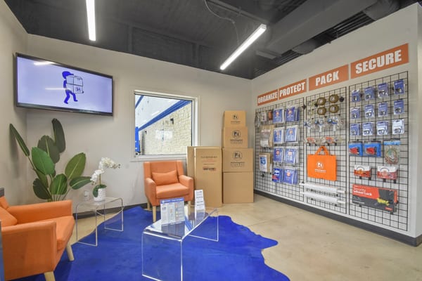 Your Premium Storage Partner in Buda