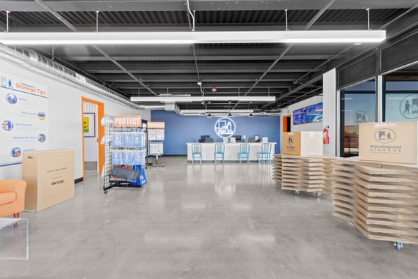 413 Eagle Bend Office3