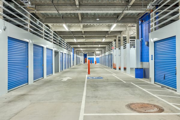 382 Union Ave Indoor Drive Up