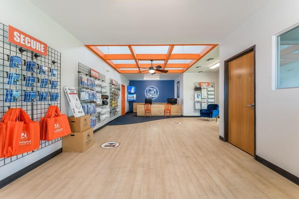 304 Bentonville Retail3