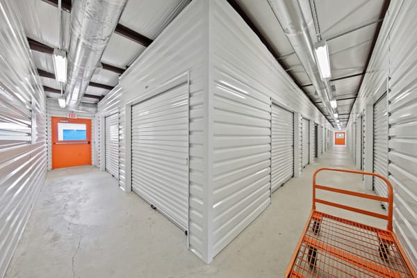 327 Bryan Indoor Unit