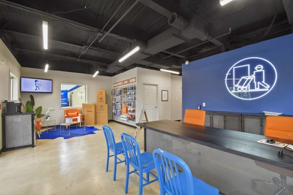 320 Buda Office6