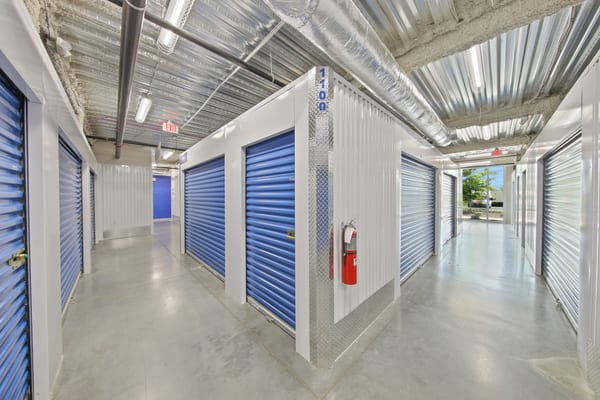 344 College St Uptown Indoor Unit3