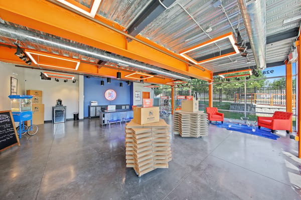 344 College St Uptown Office5