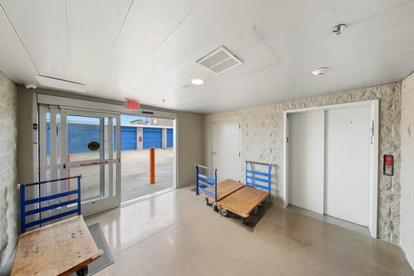 374 Barker Cypress Elevator
