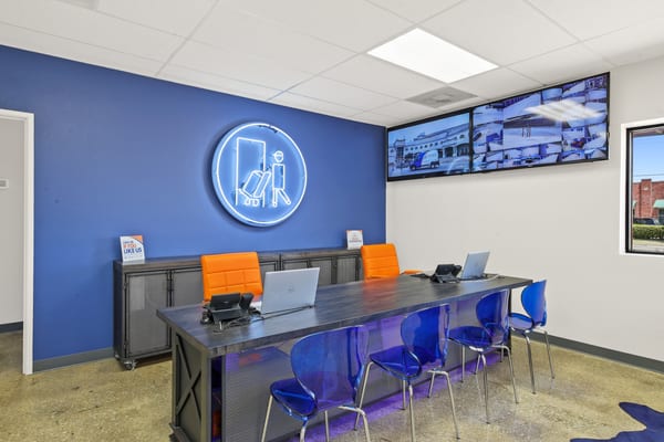 386 Lewisville Office2