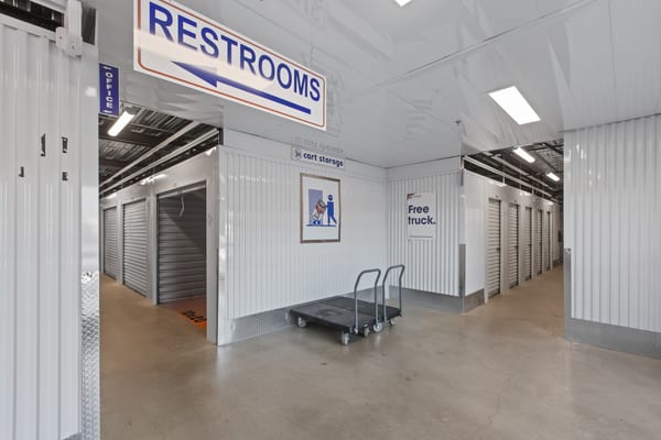 389 Sandy Plains Cart Storage2