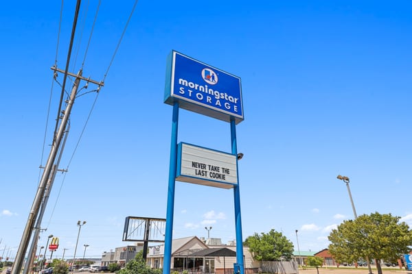 335 North Penn Sign