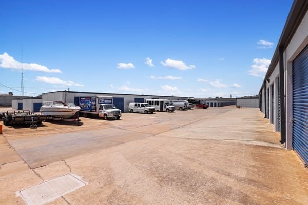 Morningstar Storage