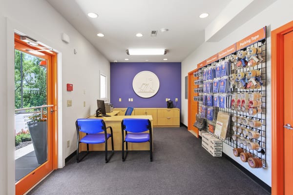 342 Spring Hill Office2