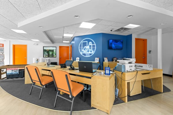 305 Thomasville Office2