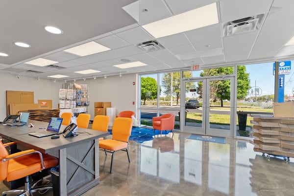 405 Causeway Office7